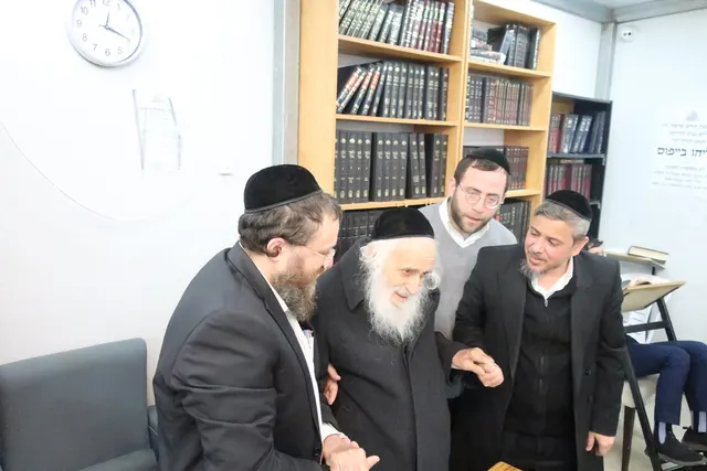 מרן נשיא המוסדות זצ״ל בין אוהביו ומוקיריו בבית המדרש