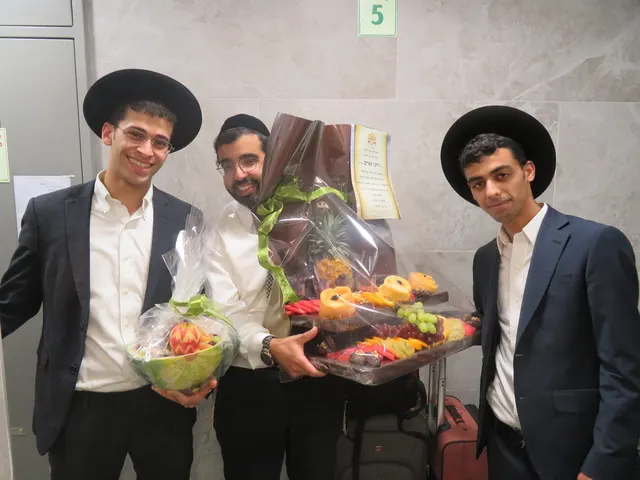 אווירה של אחווה ורעות בהיכל