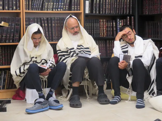 מדור לדור — אבלות על החורבן