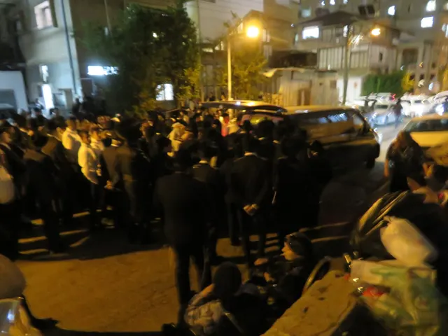 מהלוויה של מרת שרה צדוק ע״ה