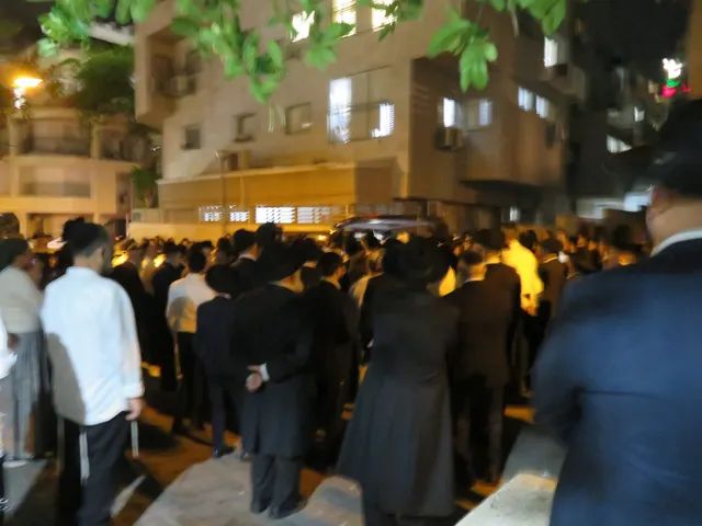 מהלוויה של מרת שרה צדוק ע״ה