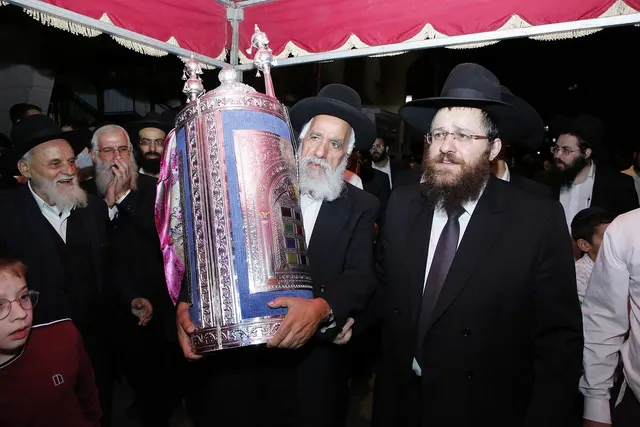 מעמד הכנסת ספר התורה להיכל יוסף שלום — תמונה 4