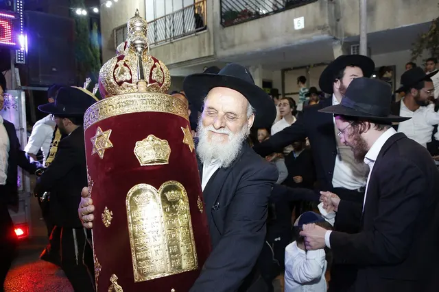 מעמד הכנסת ספר התורה להיכל יוסף שלום — תמונה 10