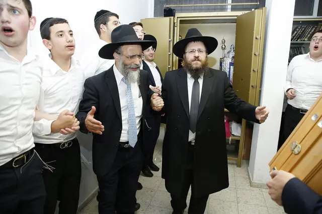 מעמד הכנסת ספר התורה להיכל יוסף שלום — תמונה 15