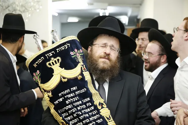 מעמד הכנסת ספר התורה להיכל יוסף שלום — תמונה 17