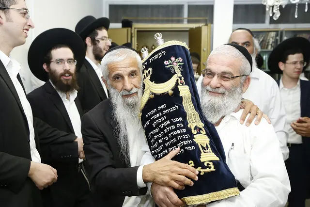 מעמד הכנסת ספר התורה להיכל יוסף שלום — תמונה 19