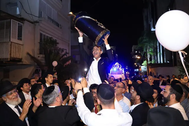 מעמד הכנסת ספר התורה לע״נ התינוק יוסף נחשוני ע״ה — תמונה 21