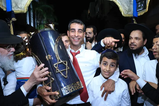 מעמד הכנסת ספר התורה לע״נ התינוק יוסף נחשוני ע״ה — תמונה 29