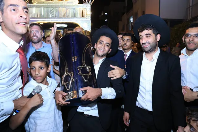 מעמד הכנסת ספר התורה לע״נ התינוק יוסף נחשוני ע״ה — תמונה 35