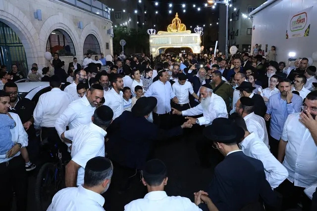 מעמד הכנסת ספר התורה לע״נ התינוק יוסף נחשוני ע״ה — תמונה 40